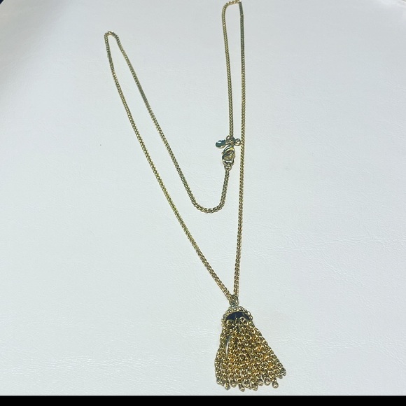 Ann Taylor tassel necklace. - Picture 1 of 1